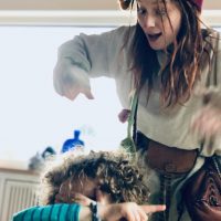 Zausel kennt den Weg zur lustigen Party